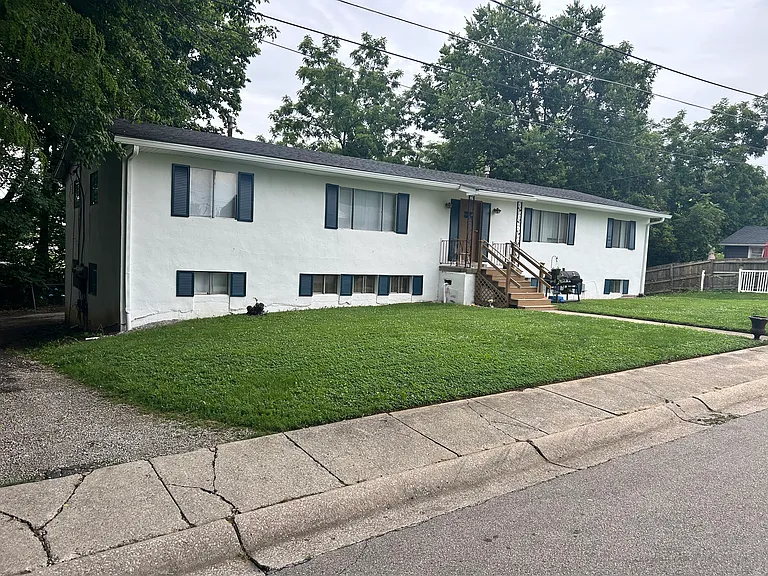 302 Wood St — Photo 7