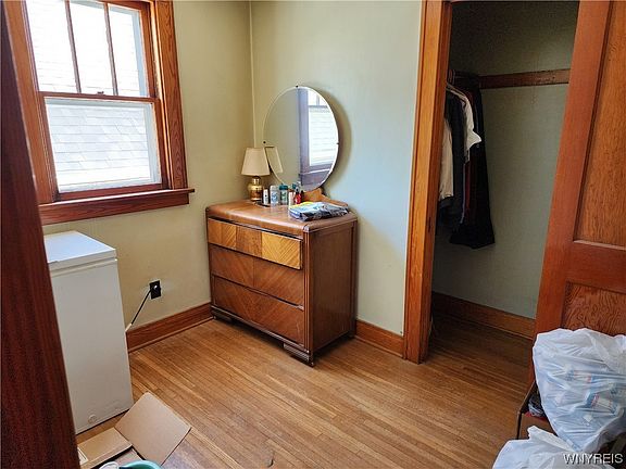 4th image of 116 Fredro St
