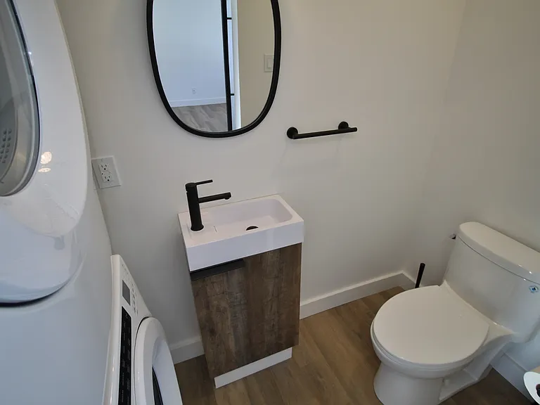 2138 Saunderson Dr #1 — Photo 23