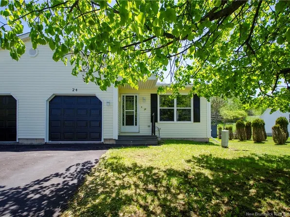 24 Thistle St, Saint John, NB E2M 5T1