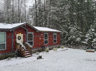 64436 E Broken Bridge Ln, Rhododendron, OR 97049