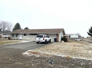 5421 W Richardson Rd, Pasco, WA 99301