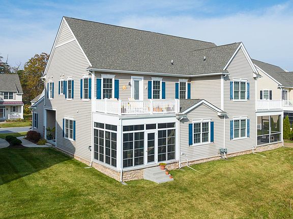 2nd image of 36497 Warwick Dr Unit 46B