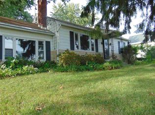 2035 Rosa Rd, Schenectady, NY 12309