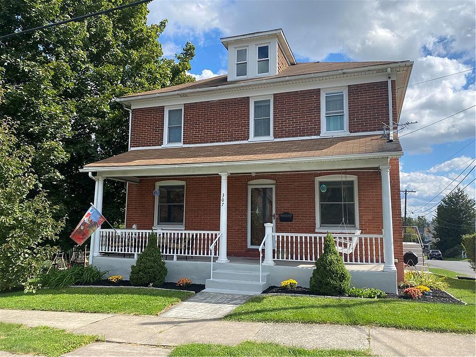 307 S New St, Nazareth, PA 18064 Zillow