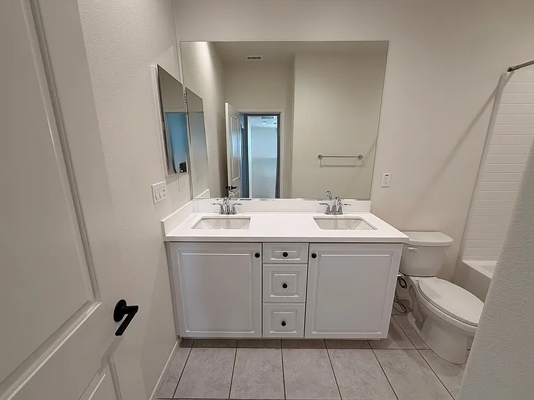 Upstairs Full Bath Cont.