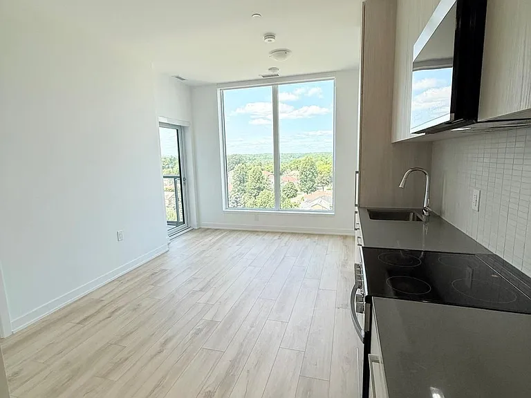 7437 Kingston Rd #818B — Photo 9