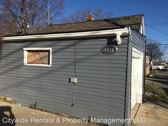 3rd image of 4416 N Houston Ave