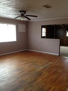 2nd image of 1301 E 6th St