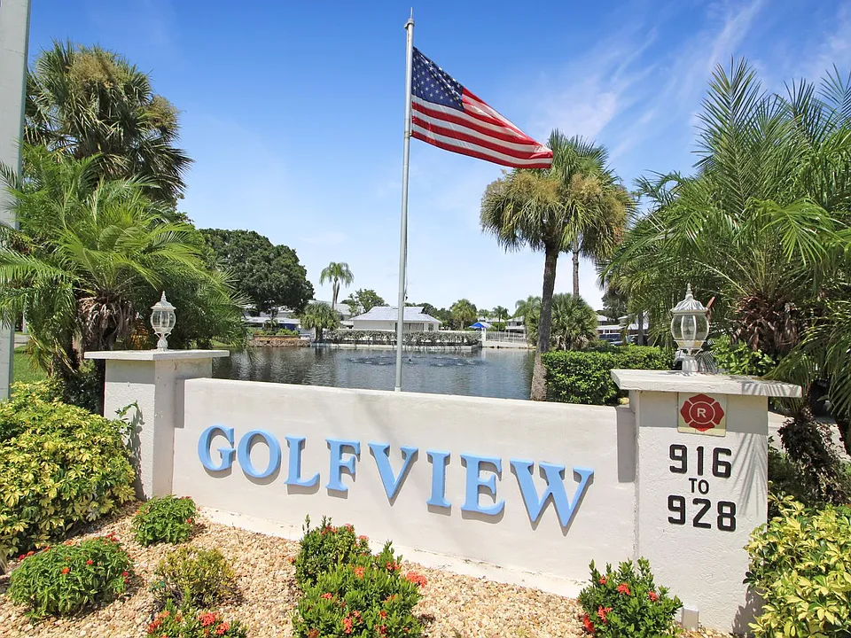 928 Capri Isles Blvd #231