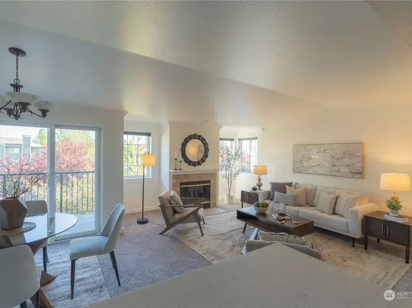 28712 18th Avenue S #X304, Federal Way, WA 98003