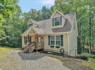 1113 Striper Ct, Moneta, VA 24121