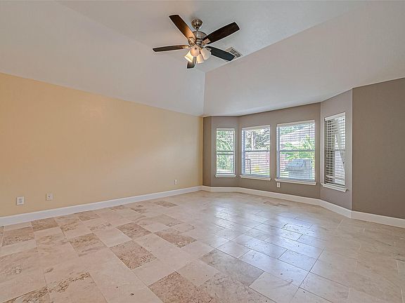 5th image of 2810 Silverbit Trail Ln