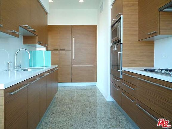 5th image of 900 W Olympic Blvd Floor 31