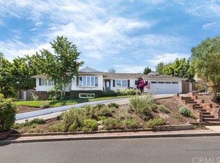 8 Hitching Post Dr, Rolling Hills, CA 90274