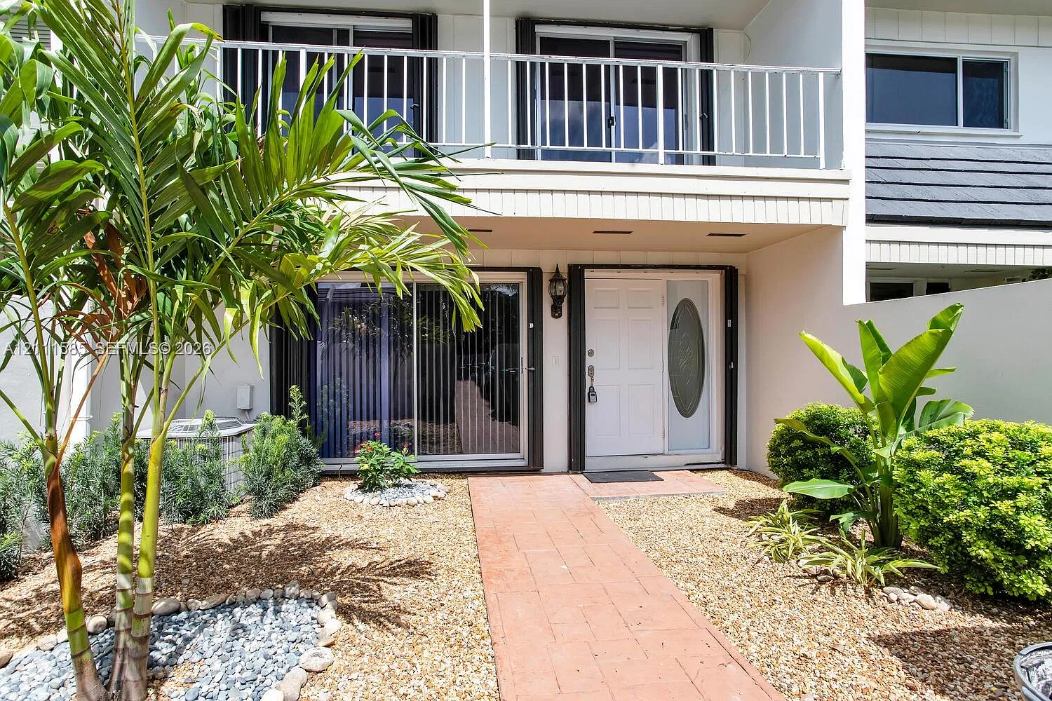 8123 SW 81st Pl — Photo 1