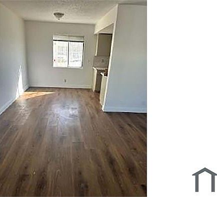 3rd image of 115 W New York Ave #15