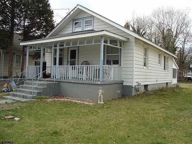 2nd image of 57 Pressey St