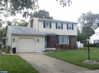 27 Wakonda Rd, Hi Nella, NJ 08083