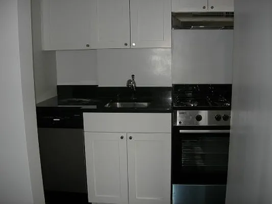 Sold by Classic Marketing- 530 Park1 | media 18