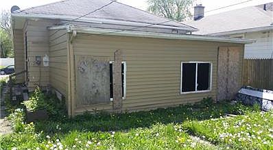 2nd image of 3720 E Market St