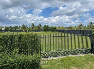 19765 SW 326th St, Homestead, FL 33030