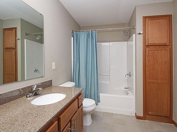 Park View East Bathroom