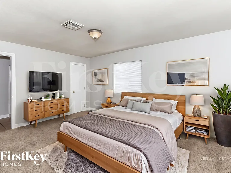 1692 S Capistrano Ave — Photo 11