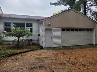 13151 Sperry Rd, Chesterland, OH 44026