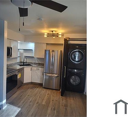 1st image of 1104 Charleston Blvd