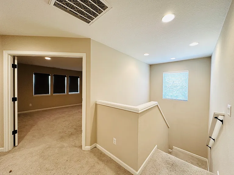 17090 NW Anita St — Photo 49