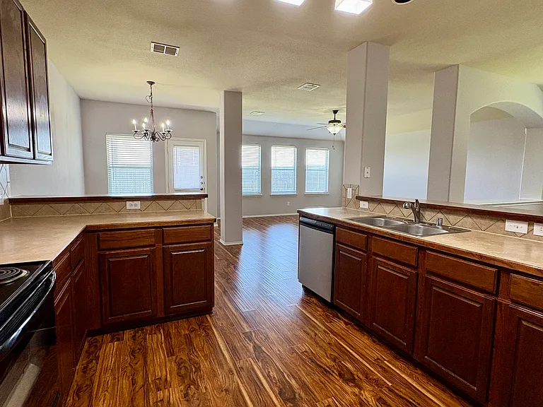150 Briar Grove Dr — Photo 29