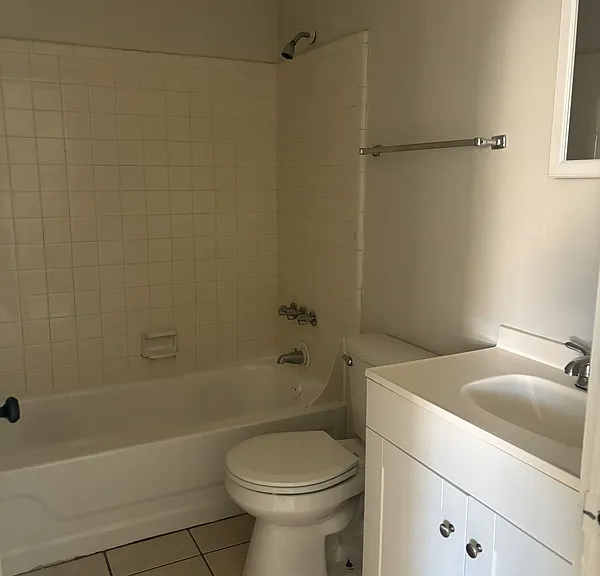 207 Lovelace Dr #8 — Photo 6