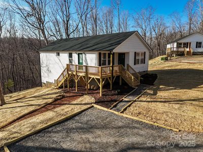 5225 Howard Gap Rd, Saluda, NC, 28773