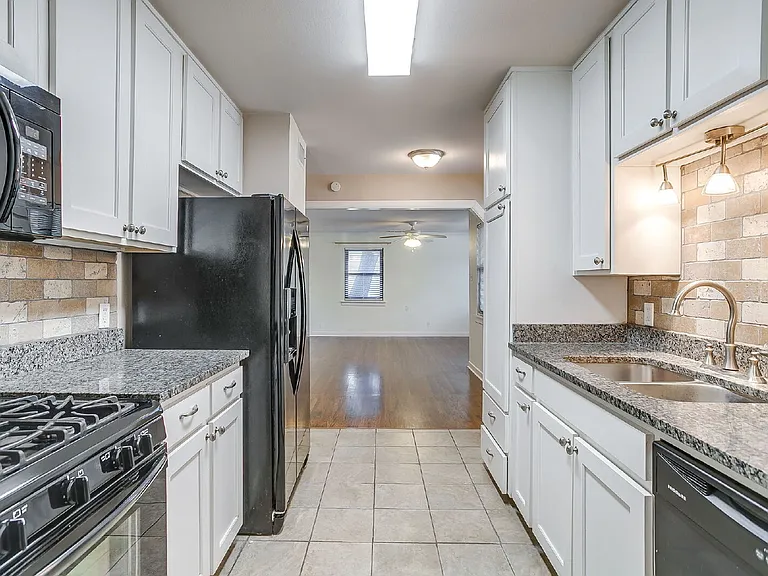 4713 Kilpatrick Ave — Photo 11