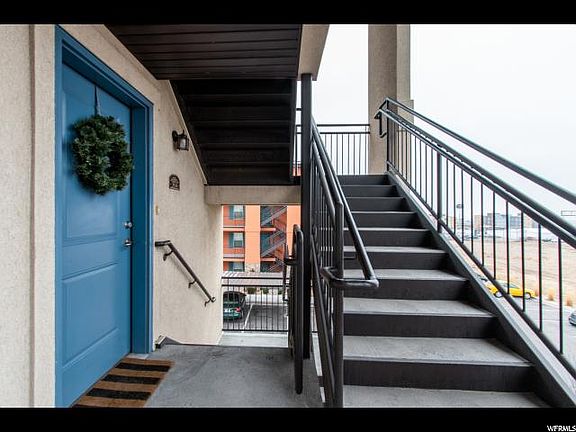 2nd image of 1004 N 1090 W APT 304