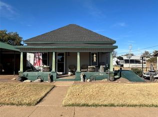 218 E Hollis St, Hollis, OK 73550
