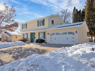 3901 Winnetka Ave N, New Hope, MN 55427