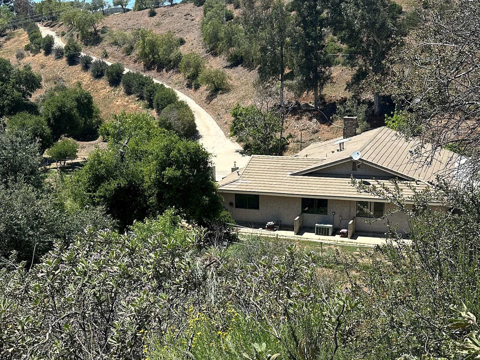 Sierra Hwy, Saugus — Photo 2