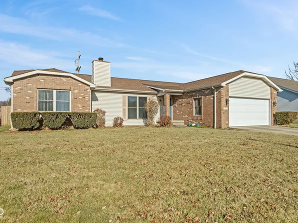 3810 Briar Hill Way, Columbus, IN 47203