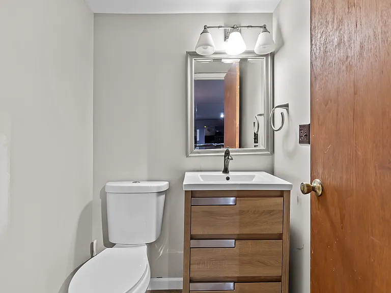 1528 Woodroyal East Dr — Photo 20