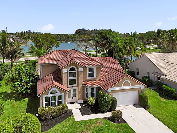 2nd image of 10732 Sea Cliff Cir