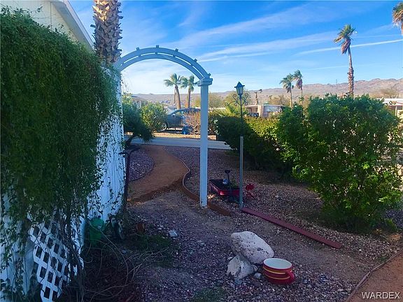 3rd image of 1292 Gemstone Ave