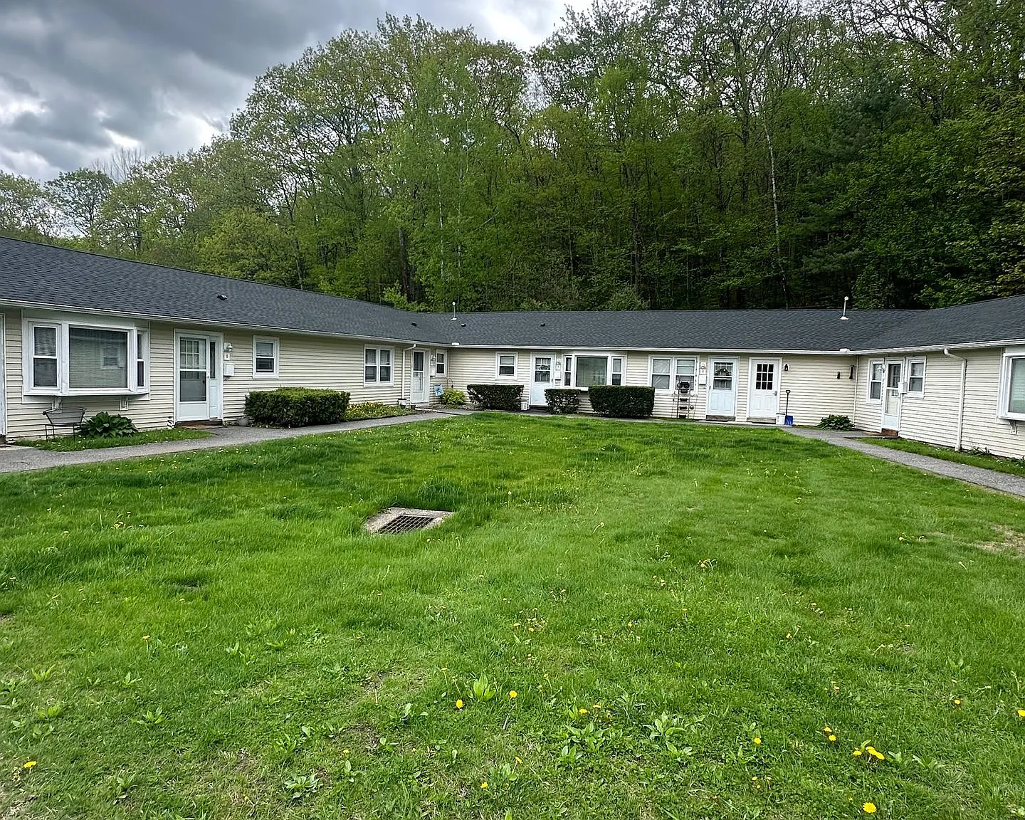 2 bed, $1,625 — Photo 2
