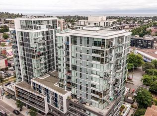 989 Johnson St #1402, Victoria, BC V8V 0E3