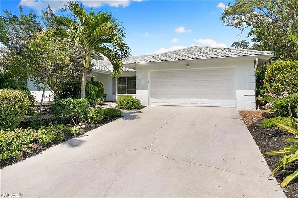 2 bed, 2.5 bath, 1711 sqft, $5,000 — Photo 1