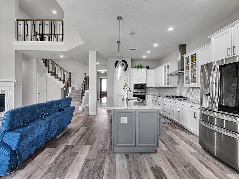 32212 Highwood Green Ln — Photo 18