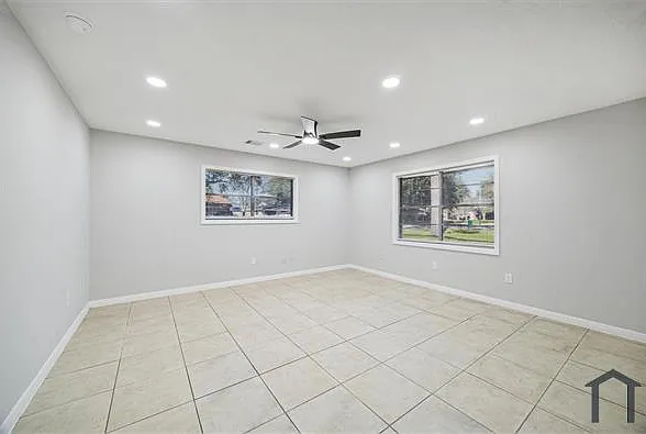 1703 Raintree St — Photo 3