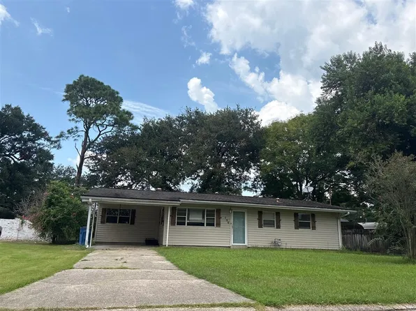 706 Guidry St, Berwick, LA 70342