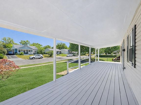 5th image of 3773 Clearwater Dr